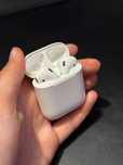 Продам оригинальные наушники Airpods 2, за 25.000 тенге.