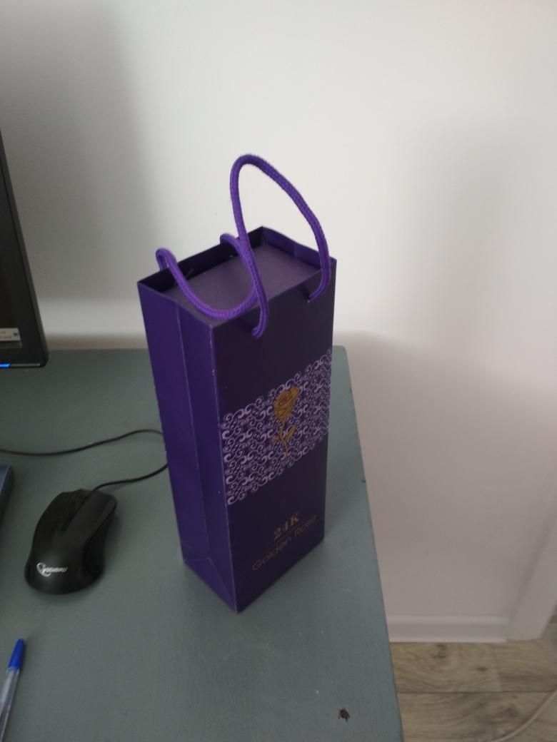 Роза элегантная Подарок