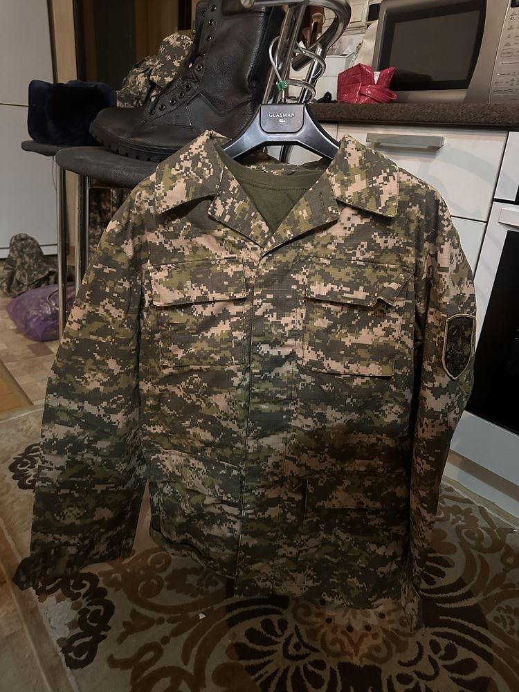 Военная одежда продам срочно