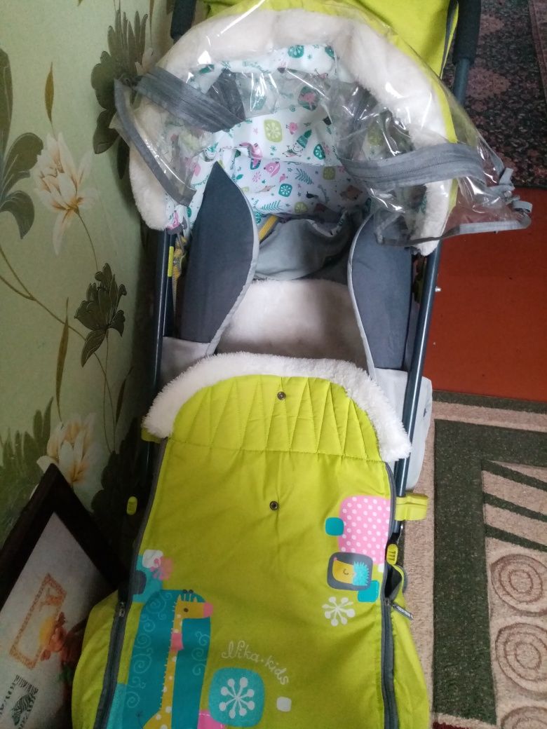 Продам санки коляску