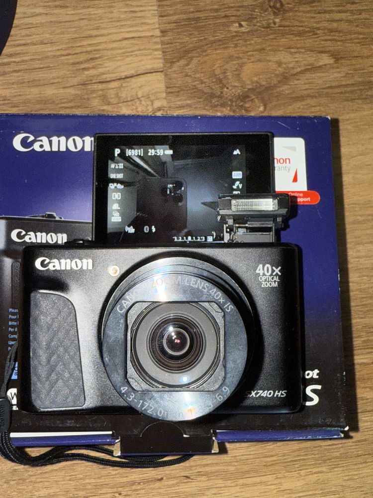 Canon PowerShot SX740 HS