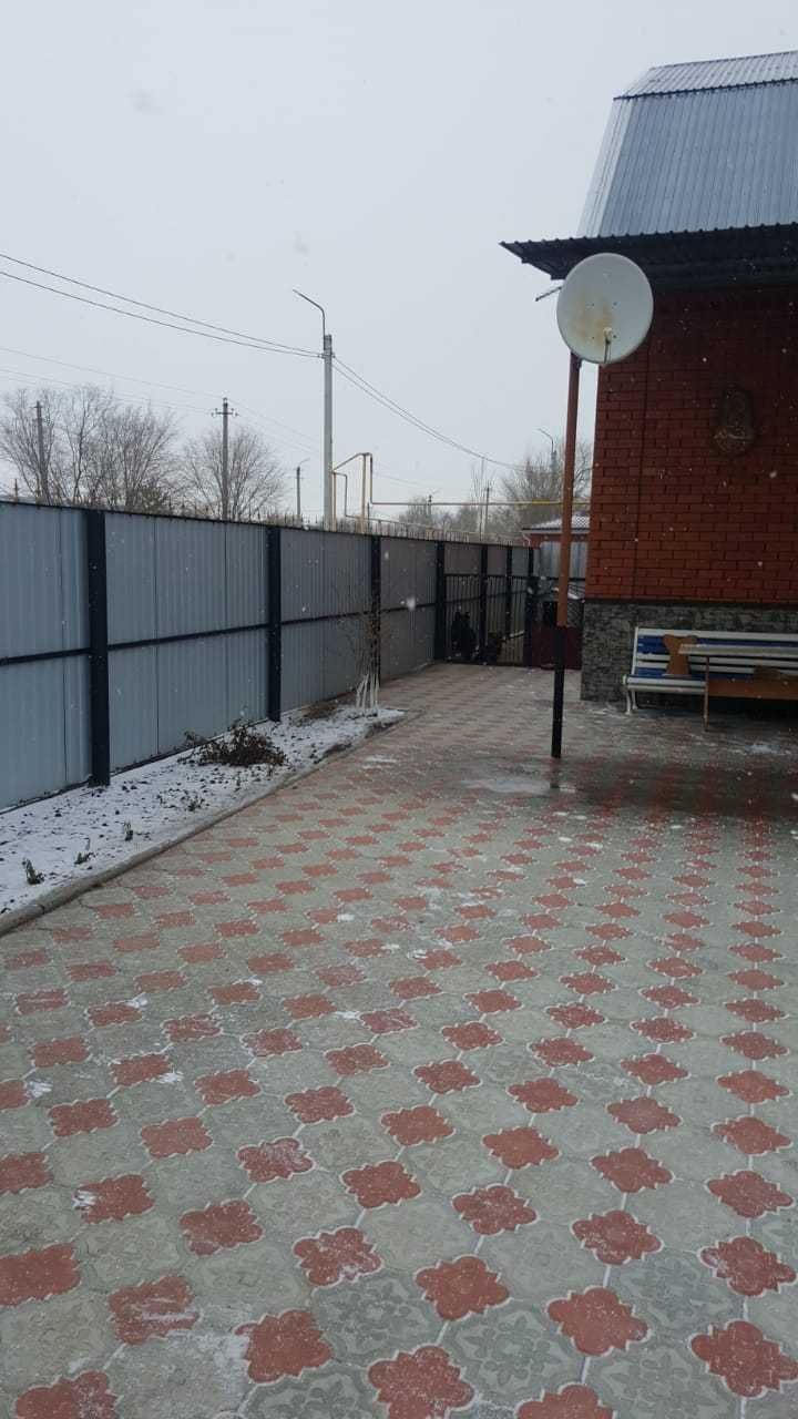 Продаётся коттедж в п. Мичурино