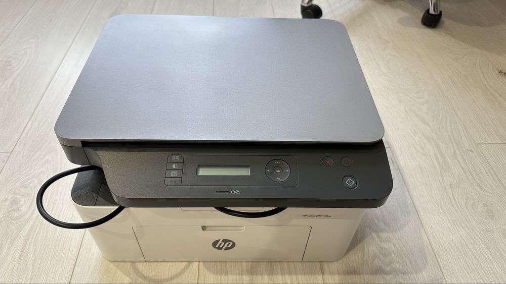 Принтер 3 в , hp mft 135 w