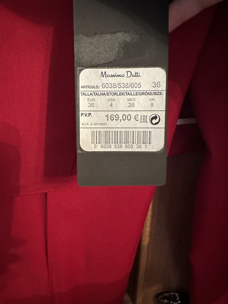 Новый женский костюм Massimo Dutti с этикетками