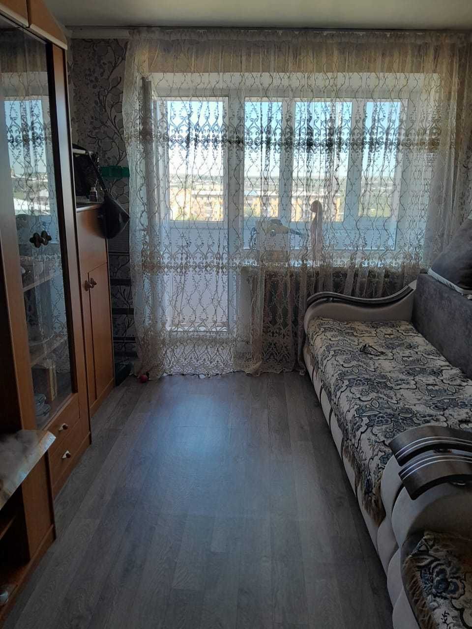 Продаю квартиру 21 микр