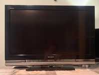 Телевизор Sony KDL-32W4000 в отличном состоянии