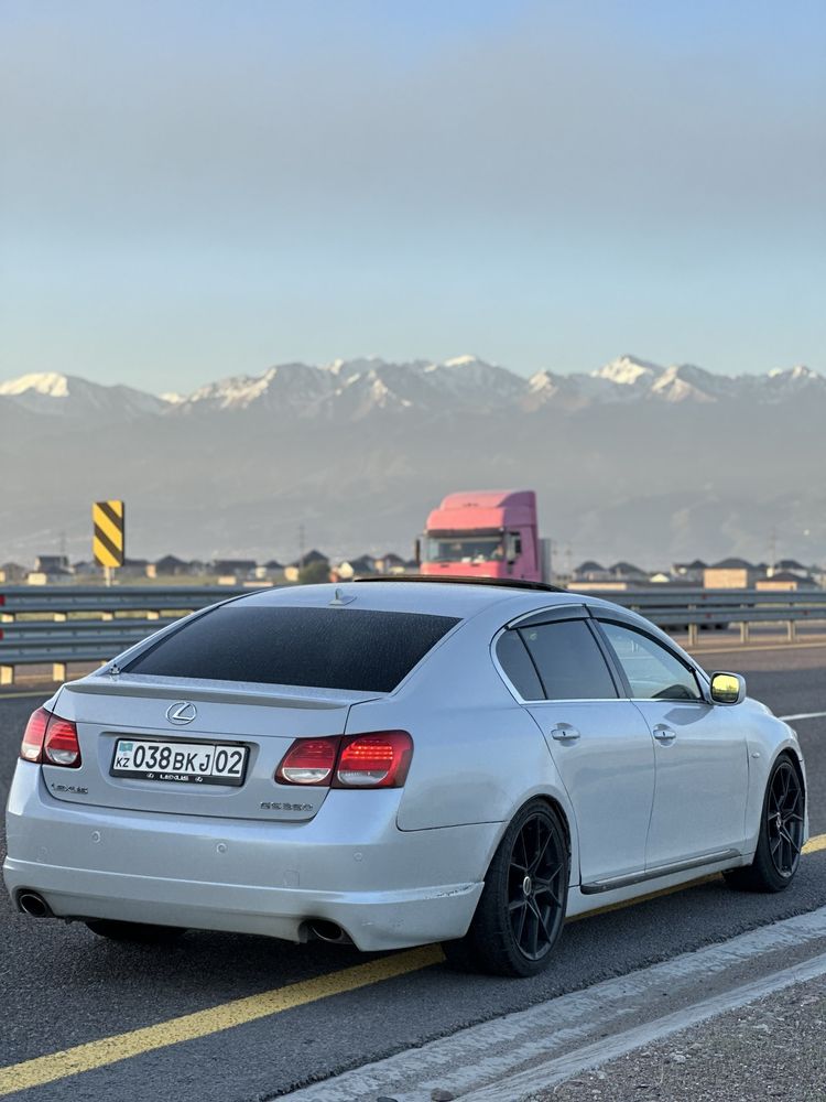 5 114 3 R19 диски недорого стояли на лексусе lexus р19