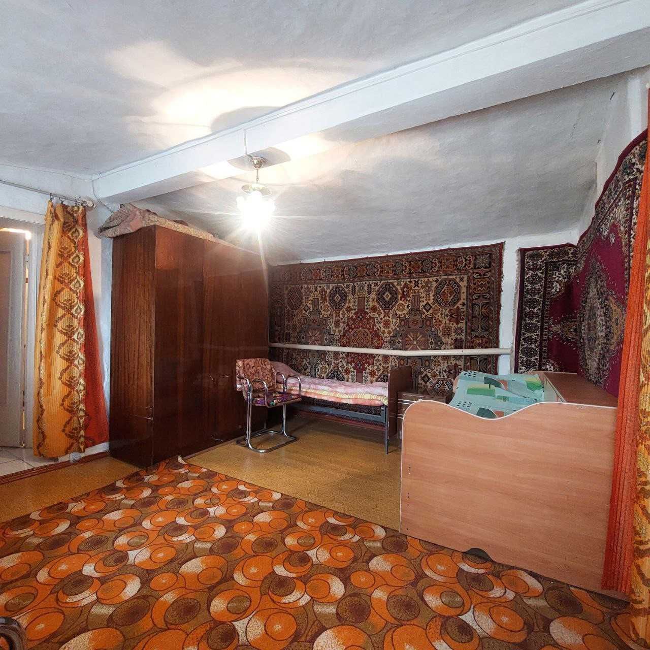 Продам 6ти комнатный дом в районе Мелькомбината