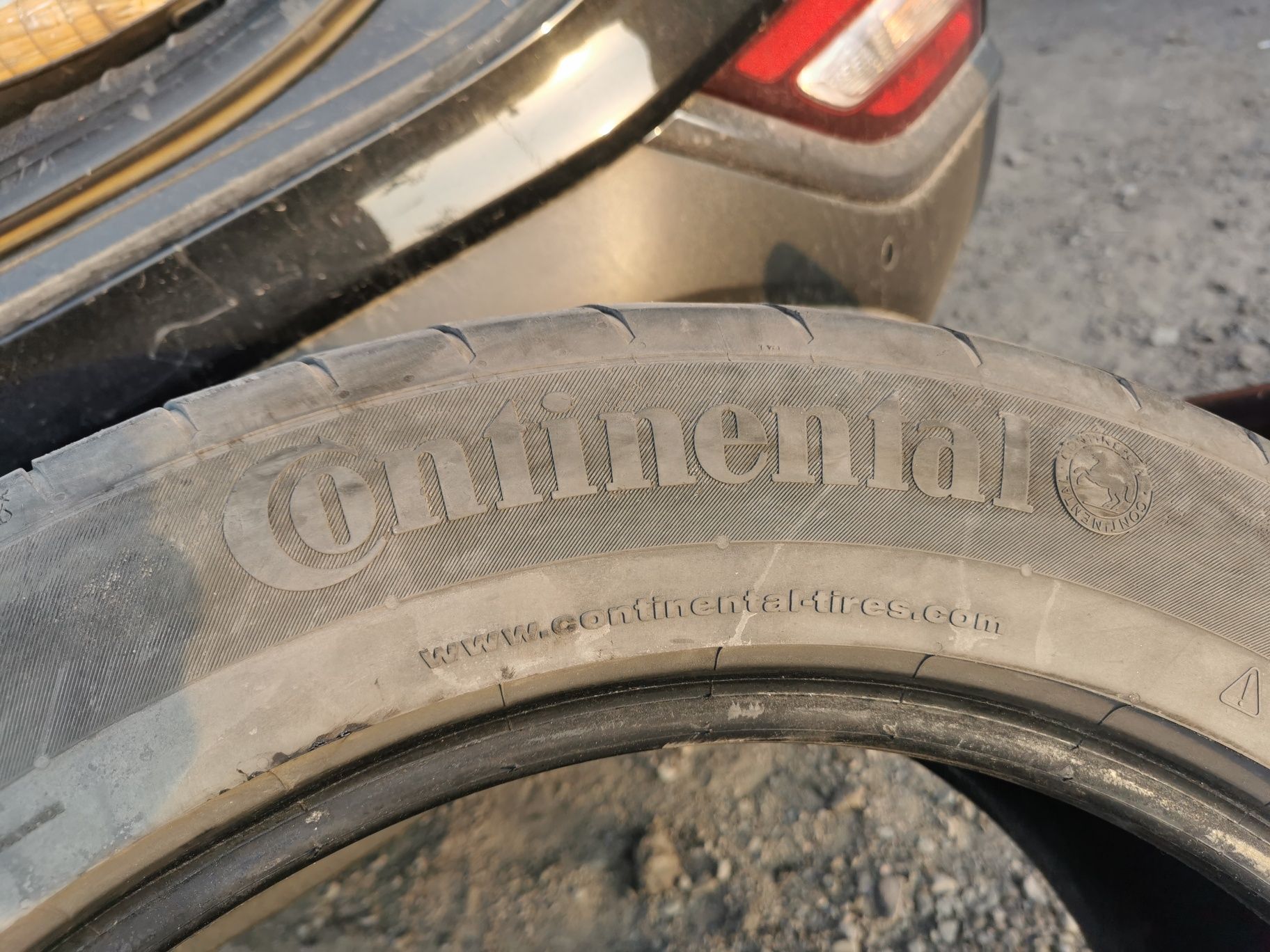 Продам летние авто ШИНЫ CONTINENTAL 235/55/R19