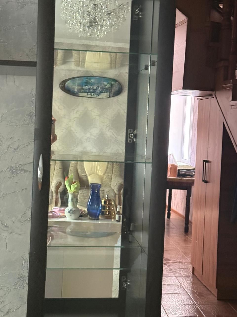 Продам   сервант