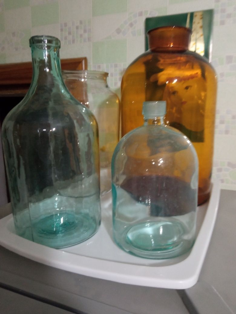 Продам стеклянные бутыли
