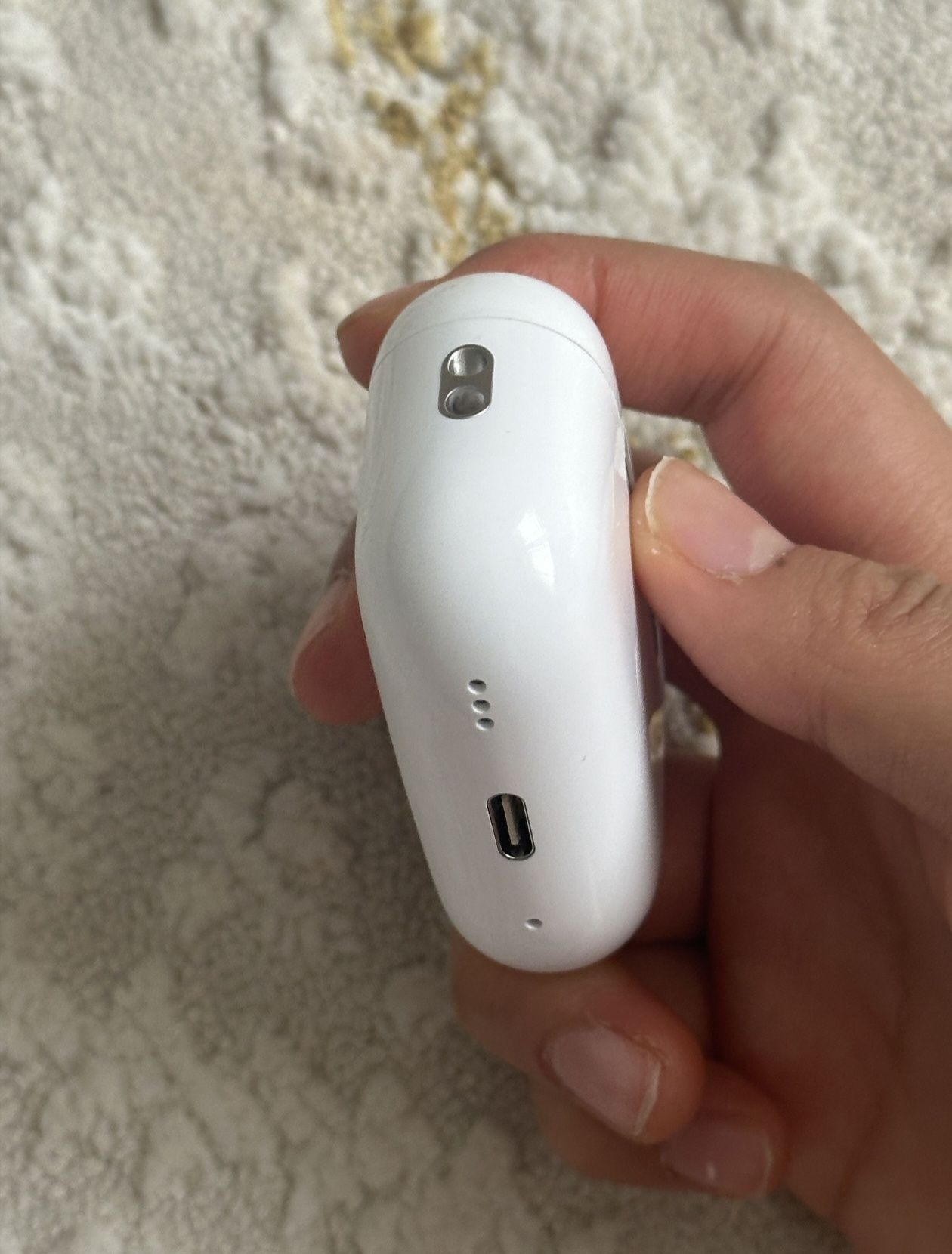 AirPods Pro 2 с зарядным футляром MagSafe (Lightning) 2022г