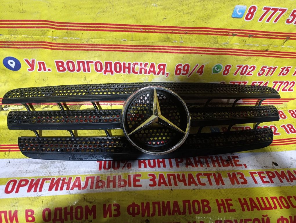 Решетка радиатора на Мерседес МЛ 163
