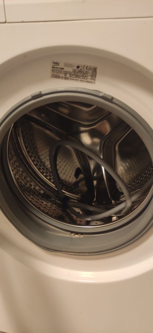 Продам Стиральную машину BEKO WRE-6512BWW белый