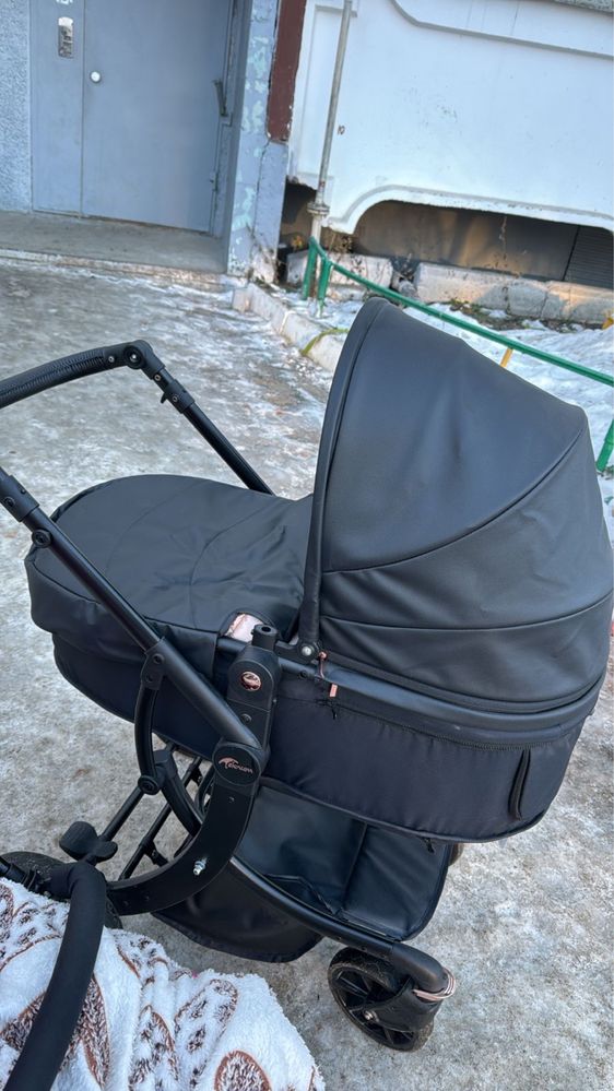 Продам коляску