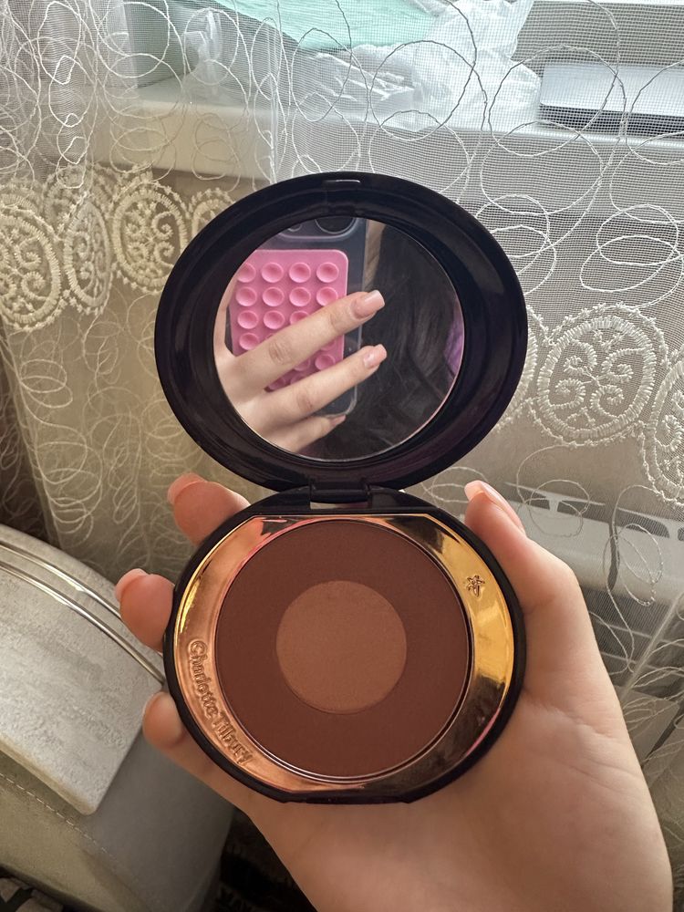 Charlotte tilbury