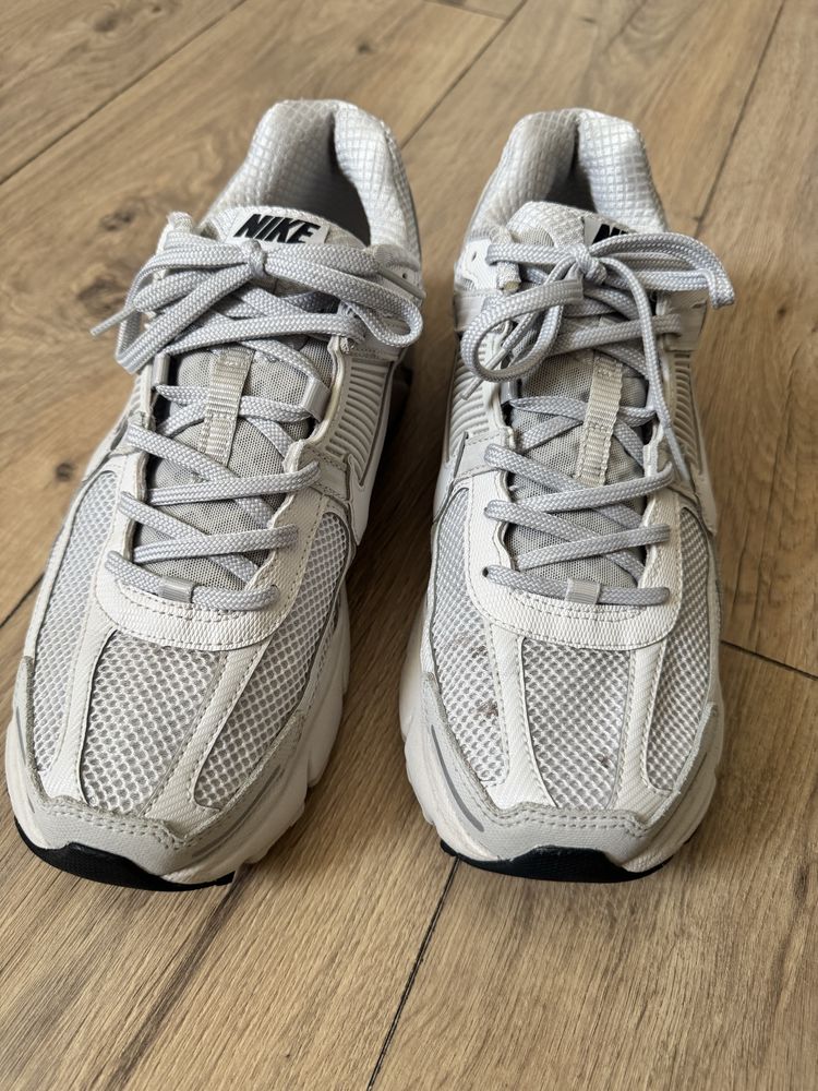 Кроссовки Nike vomero zoom 5
