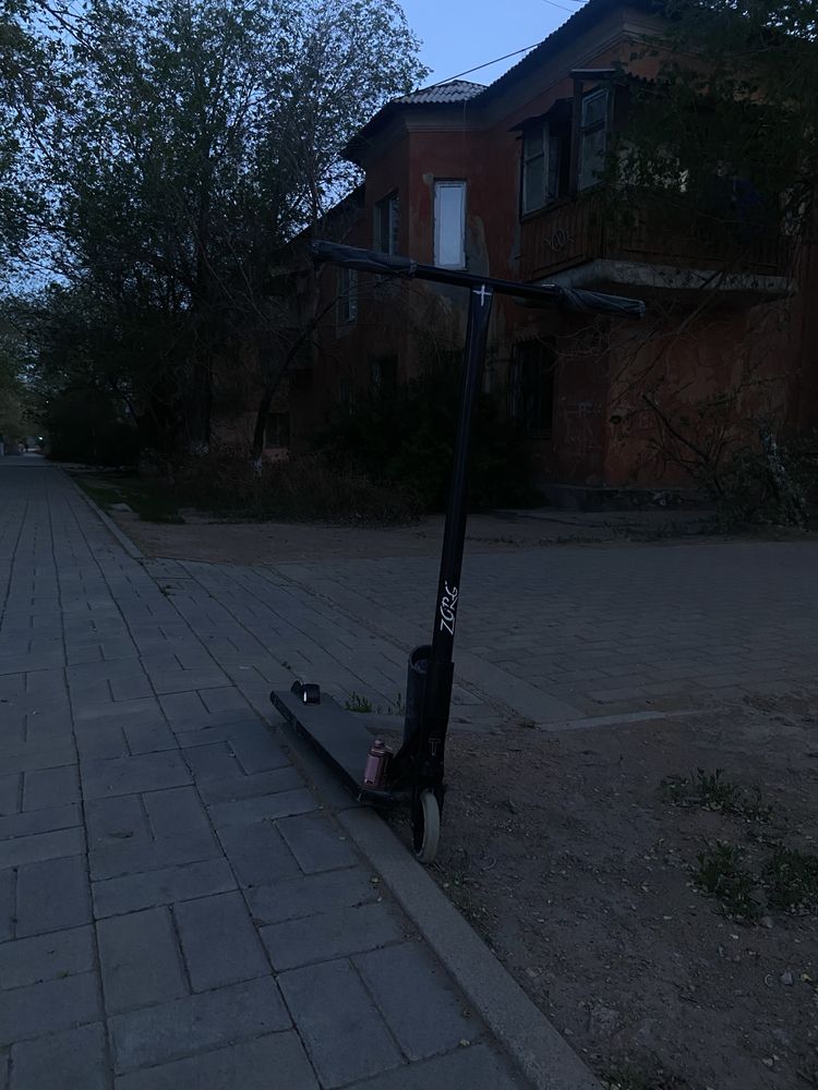 самокат Tech Team Zorg 21