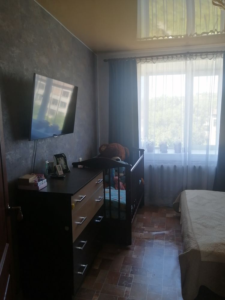 Продам 4х комнатную квартиру.