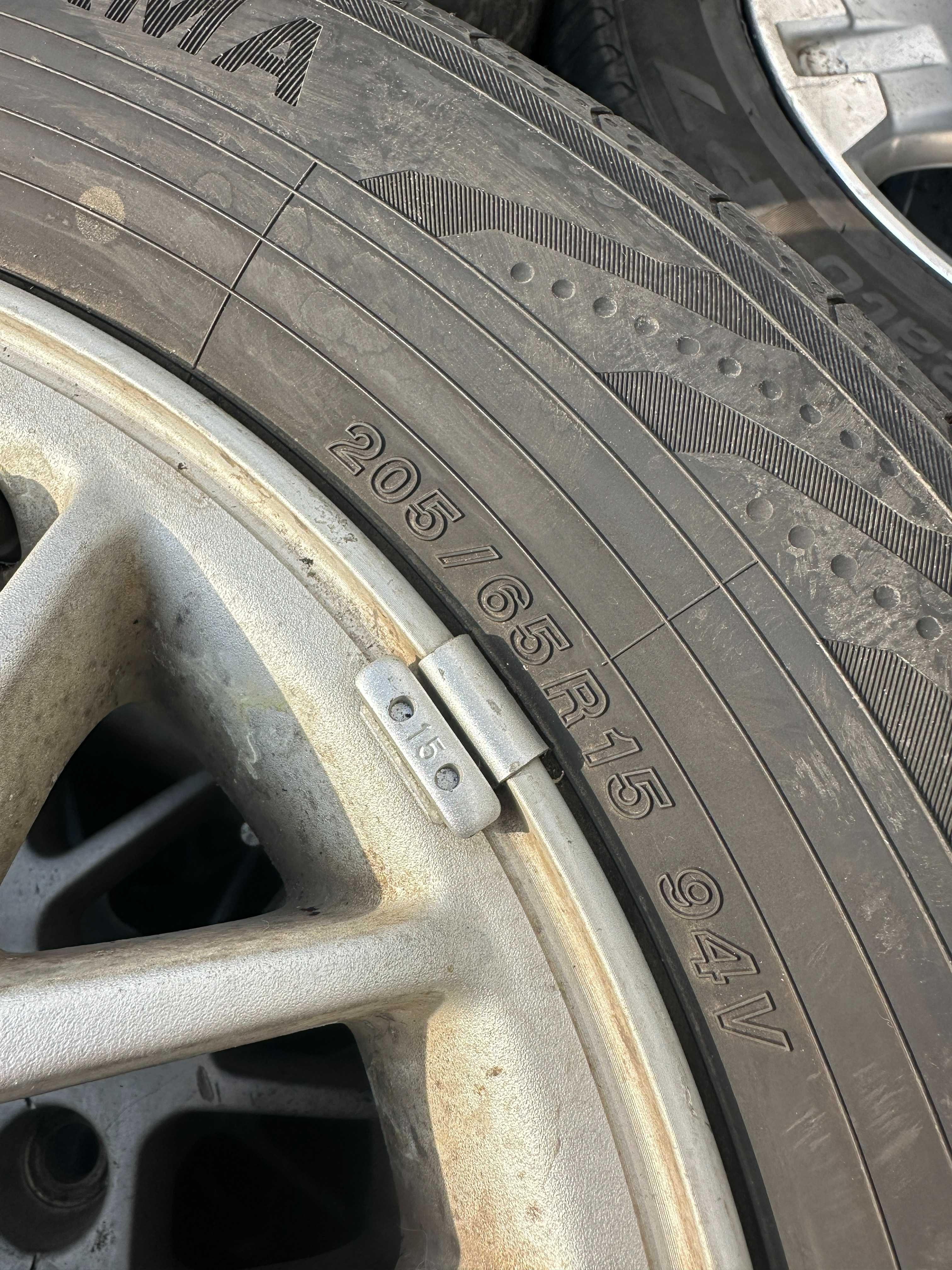 Диски с резиной Mitsubishi Grandis, 205/65 R15 5/114.3 из Японии