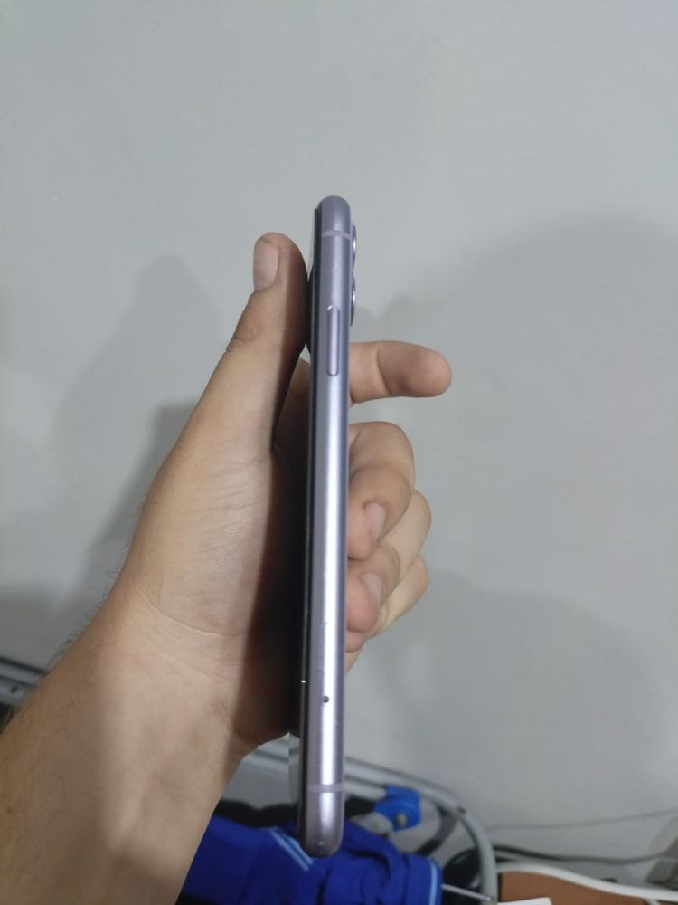 IPhone 11 128GB продам