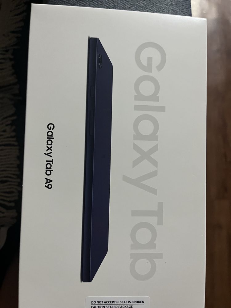 Samsung tab a9 почти новый