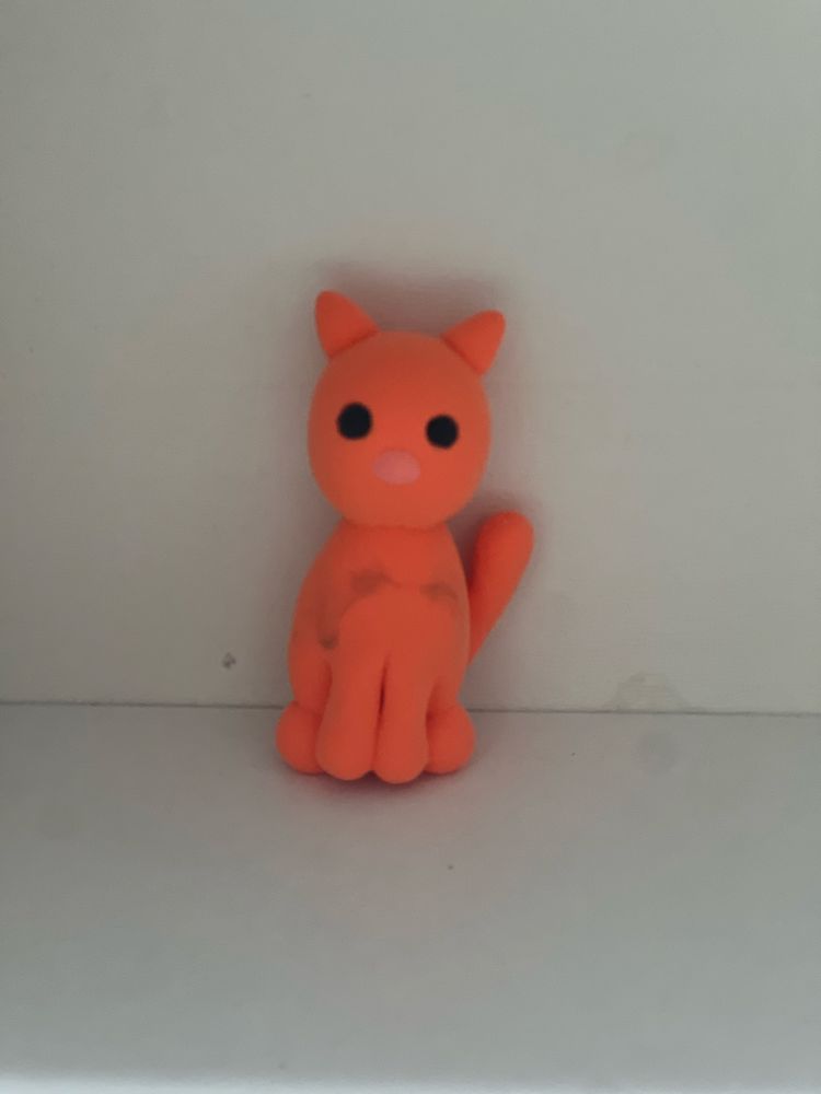 Рыжий котик фигурка