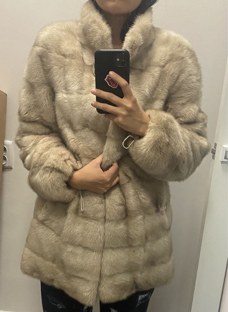 Продается норковая шуба
