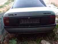 Opel Vectra 1.8 седан