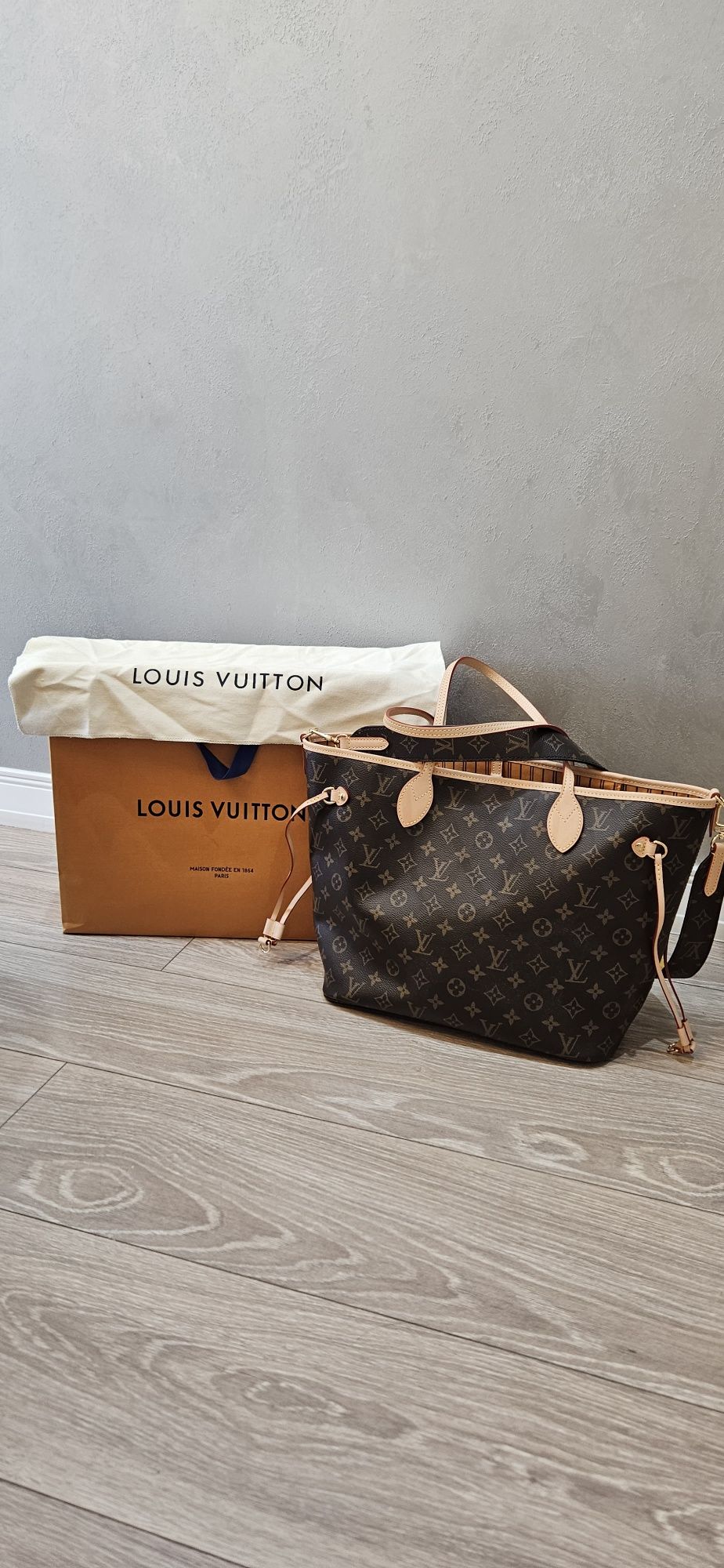 Сумка Louis Vuitton новая абсолютно