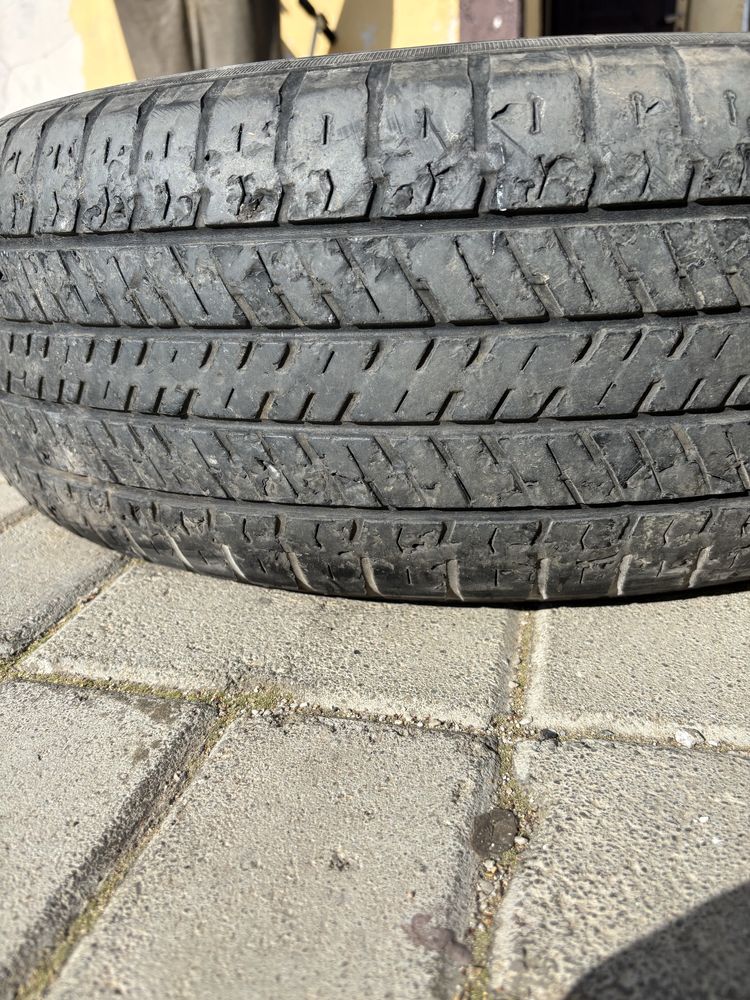 Yokohama 225/65 R17