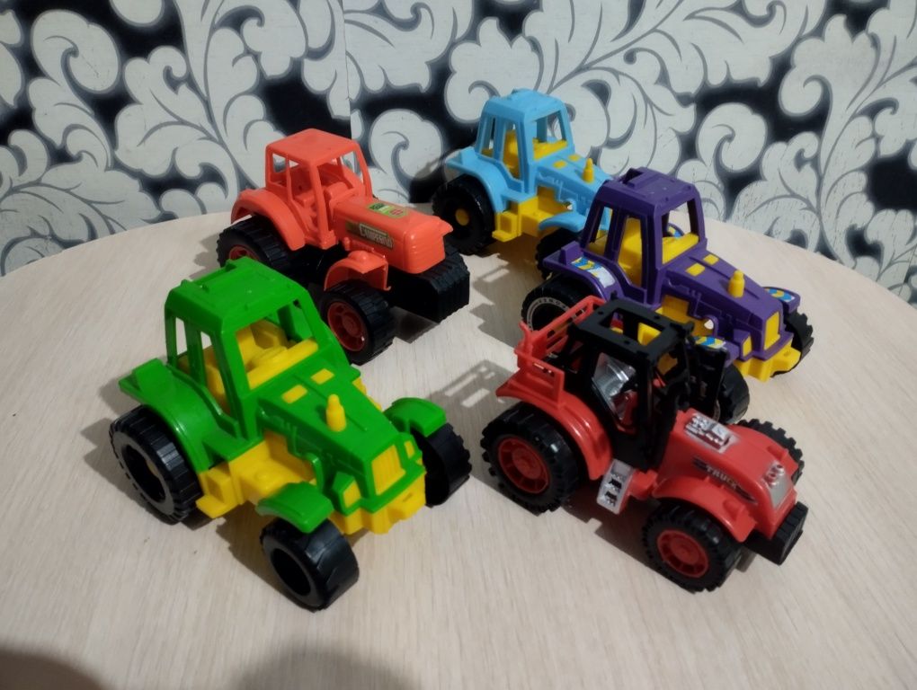 Игрушки Трактора