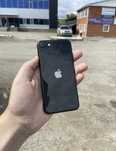 Продам Iphone SE 2020
