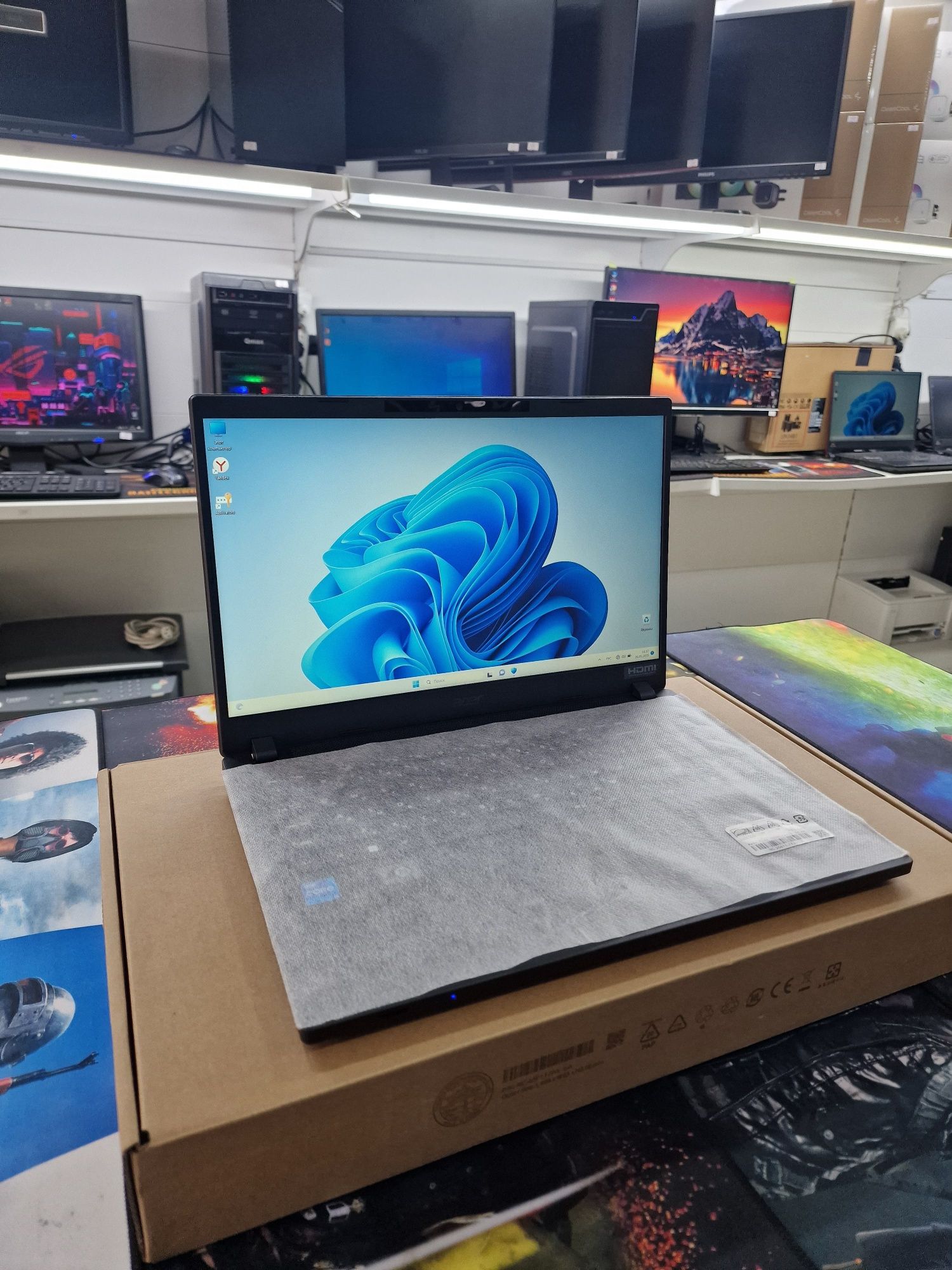 Новый офисный ноутбук Acer