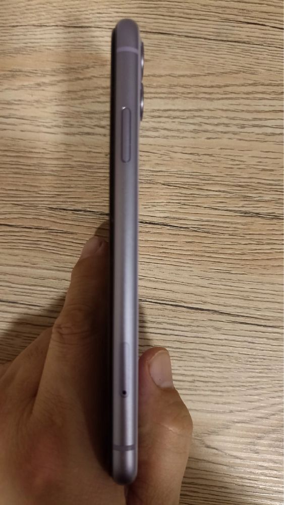 IPHONE 11 128Gb идеальном состоянии