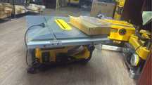 Распиловочный станок Dewalt  Dw745-QS