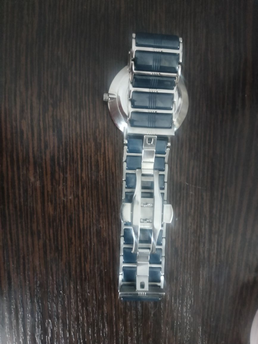 Продам часы оригинал