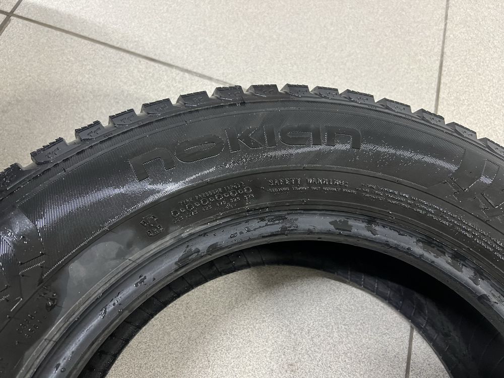 Комплект шипованной резины Nokian Nordman C 195/70/15C