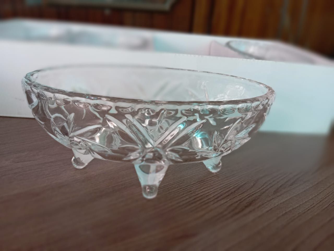 Продам столовую посуду