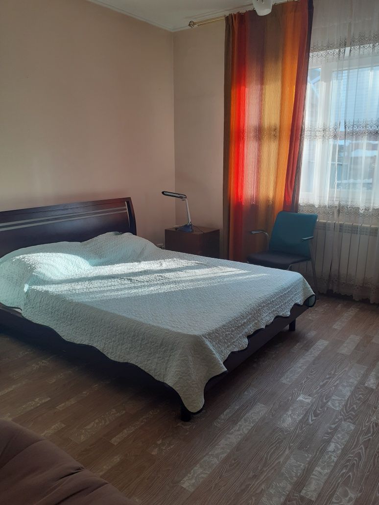 Сам в аренду уютную комнату в экологически чистом районе