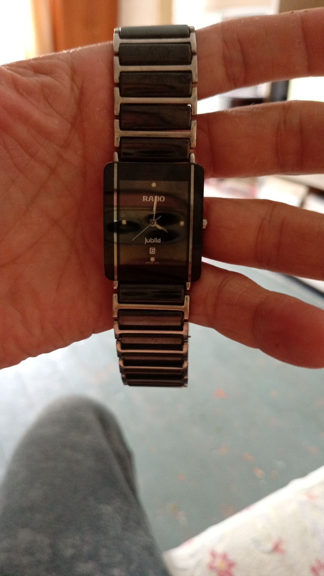 Продам часы Rado