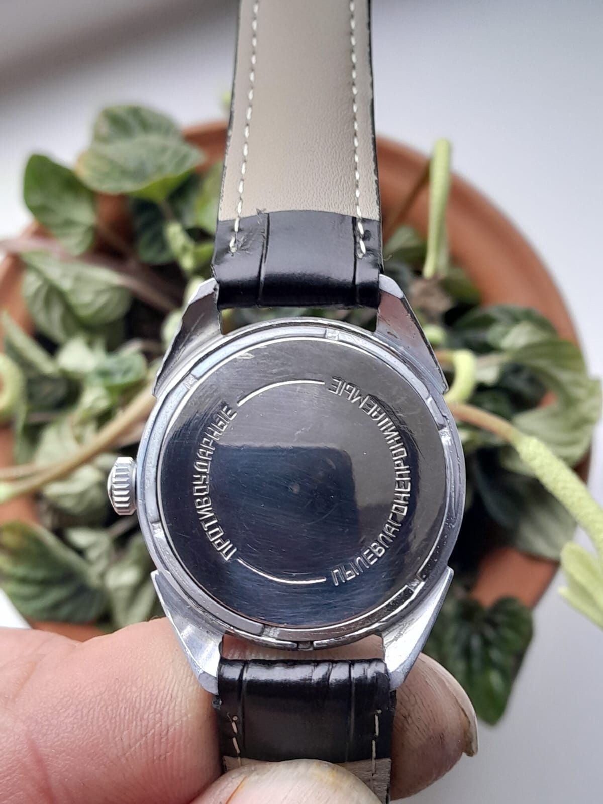 Продам часы СССР