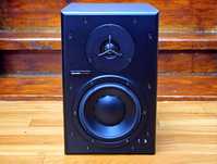 Один студийный монитор DYNAUDIO BM6A
