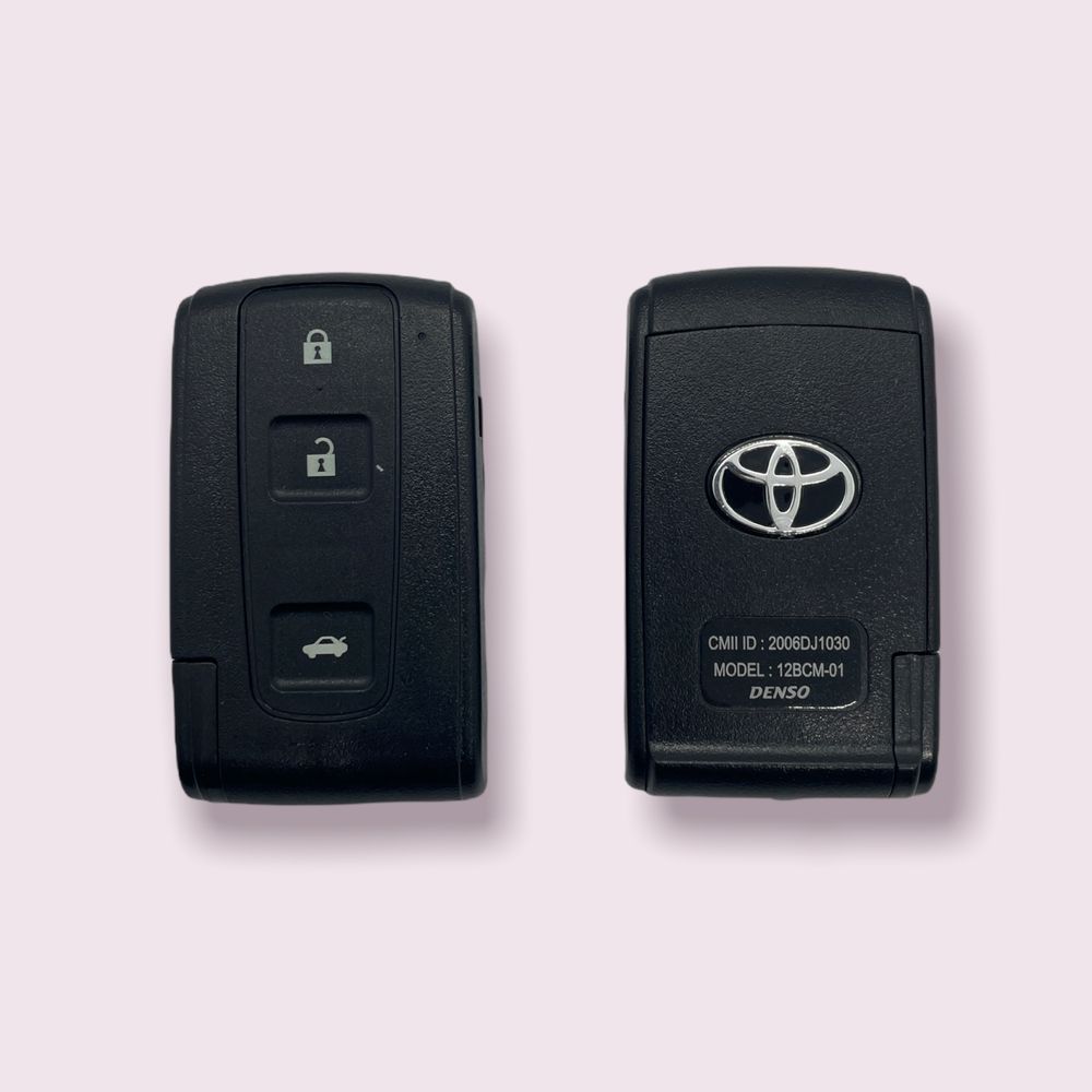 Ключи на Toyota Land Cruiser 200