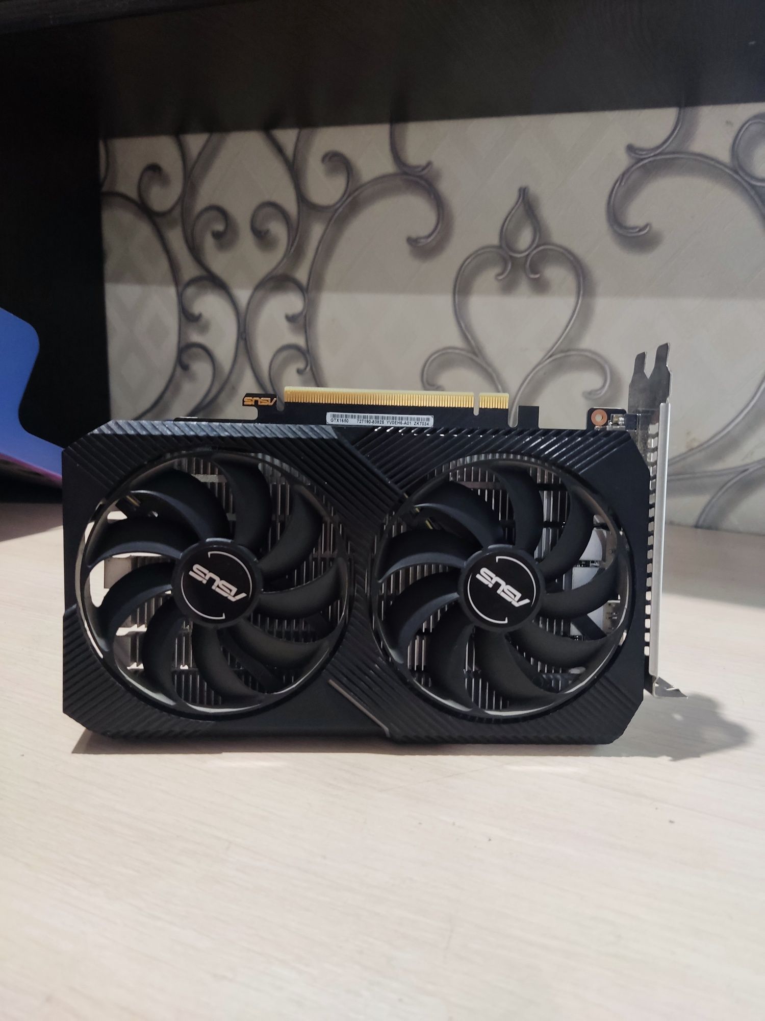 Видеокарта GTX 1650