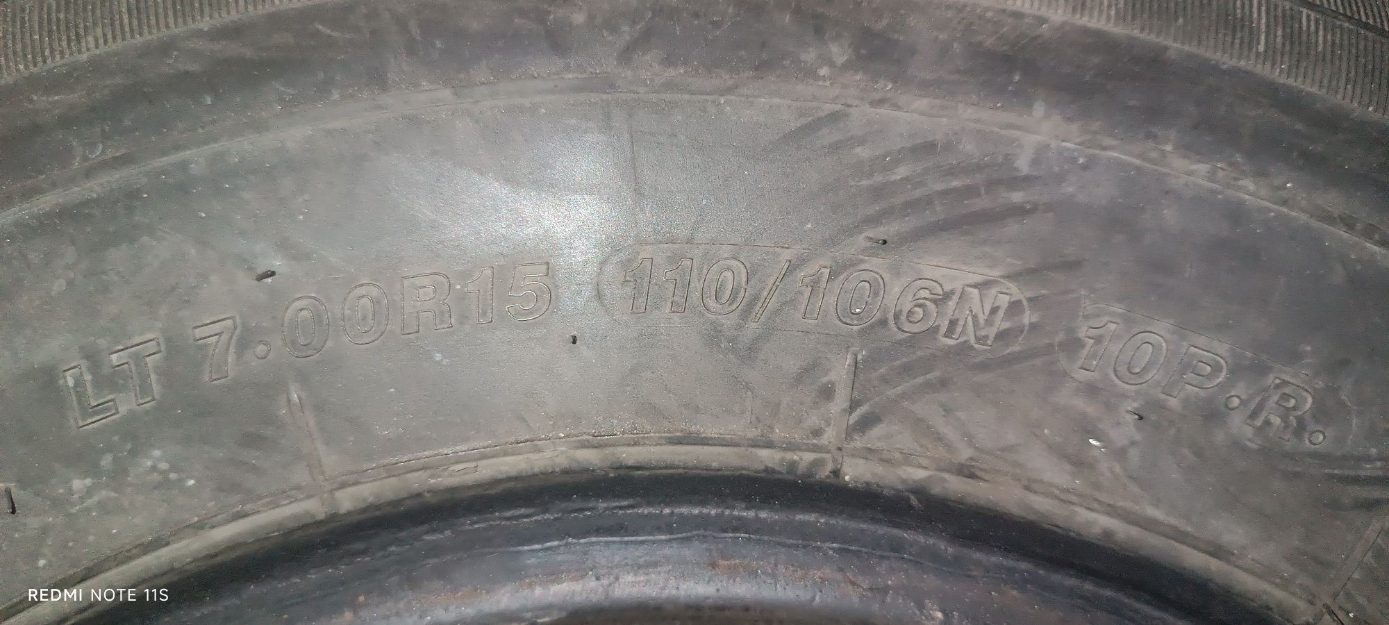 Продам грузовую резину 7.00/15LT