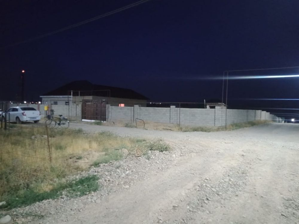 Жер сатылады бетон құйылған 11*15 м биіктігі 1м