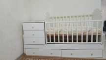 Продам детскую кровать с комодом

Продаю детскую крова