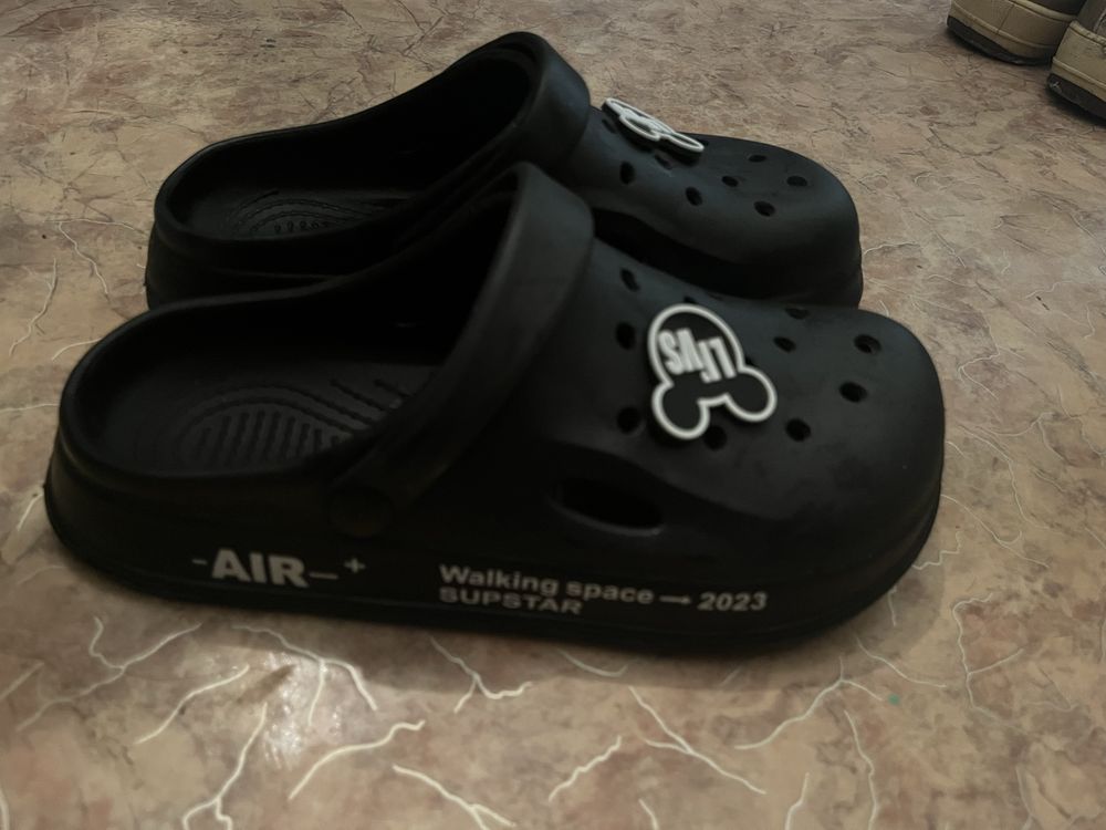 Crocs 40-41 размер черного цвета