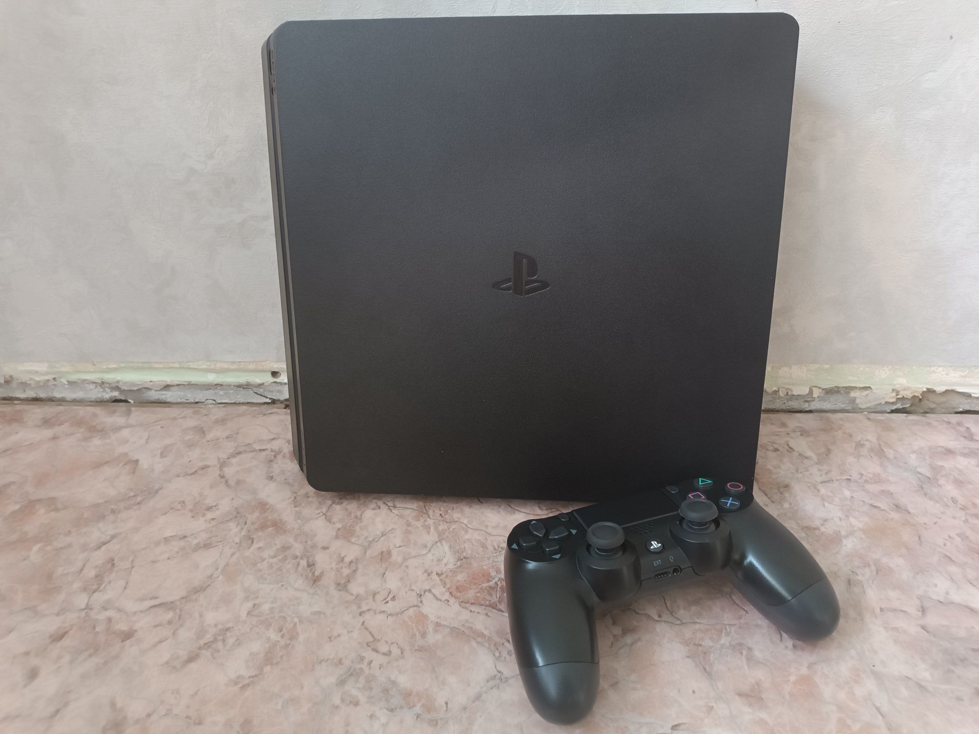 Продам или обменяю ps4